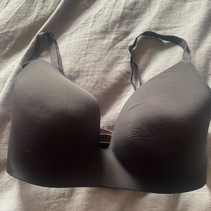 Victoria’s Secret T-Shirt Lightly Lined Wireless